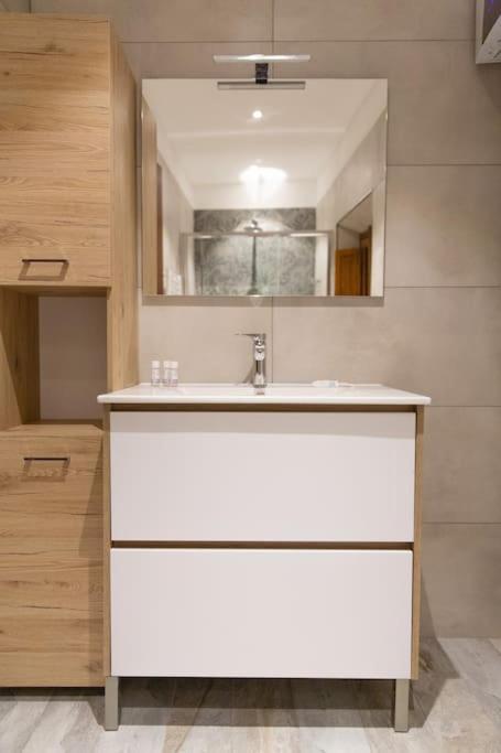 Cozy And Charmin 3Br Apartment Steps By Duomo Floransa Dış mekan fotoğraf