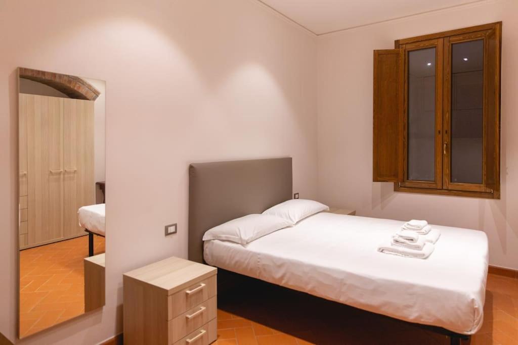 Cozy And Charmin 3Br Apartment Steps By Duomo Floransa Dış mekan fotoğraf