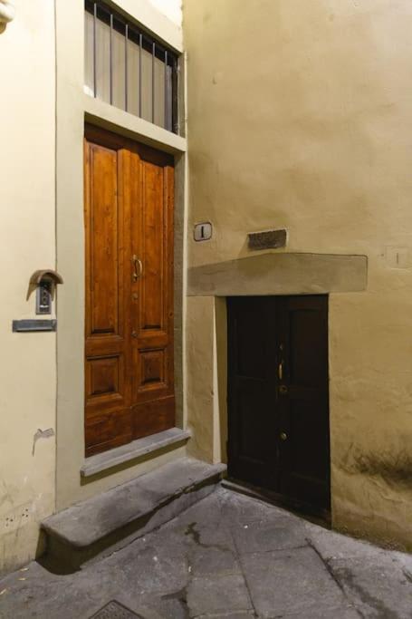 Cozy And Charmin 3Br Apartment Steps By Duomo Floransa Dış mekan fotoğraf