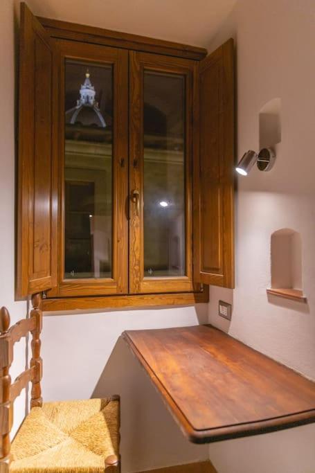 Cozy And Charmin 3Br Apartment Steps By Duomo Floransa Dış mekan fotoğraf