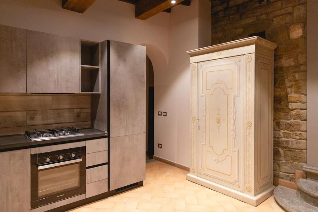 Cozy And Charmin 3Br Apartment Steps By Duomo Floransa Dış mekan fotoğraf